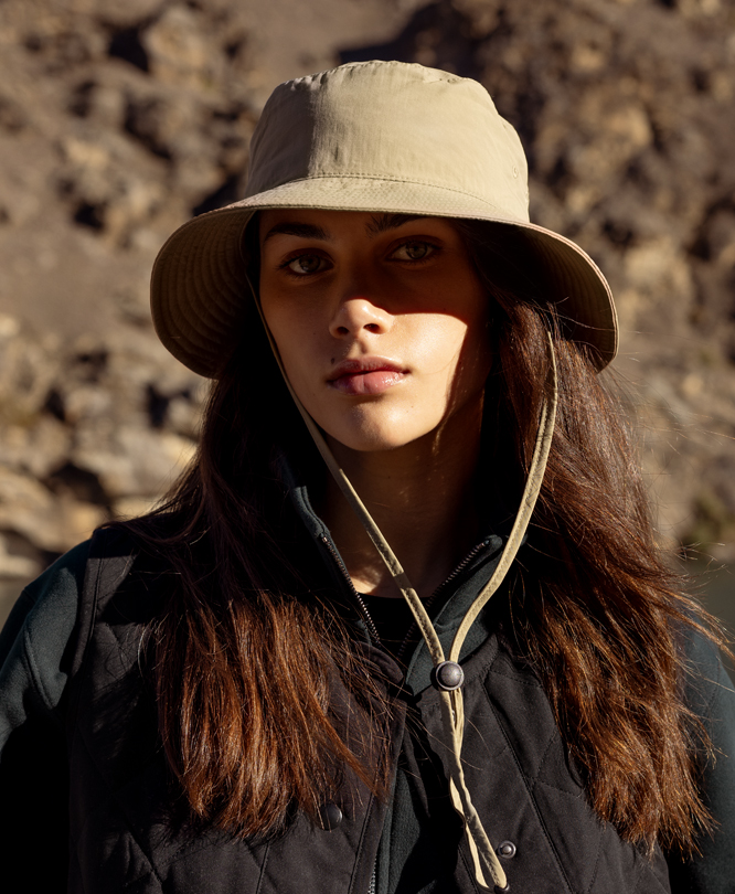 FreeCall 1800 654 990